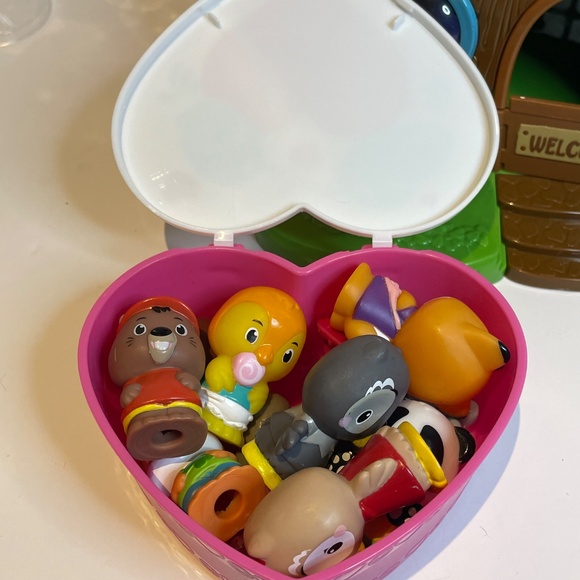 Li’l Woodzeez Acorn Treehouse with 🦉Timber Tots Forest Friends - Picture 11 of 12